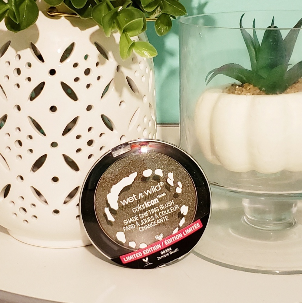 WetnWild LE Zombie Blush